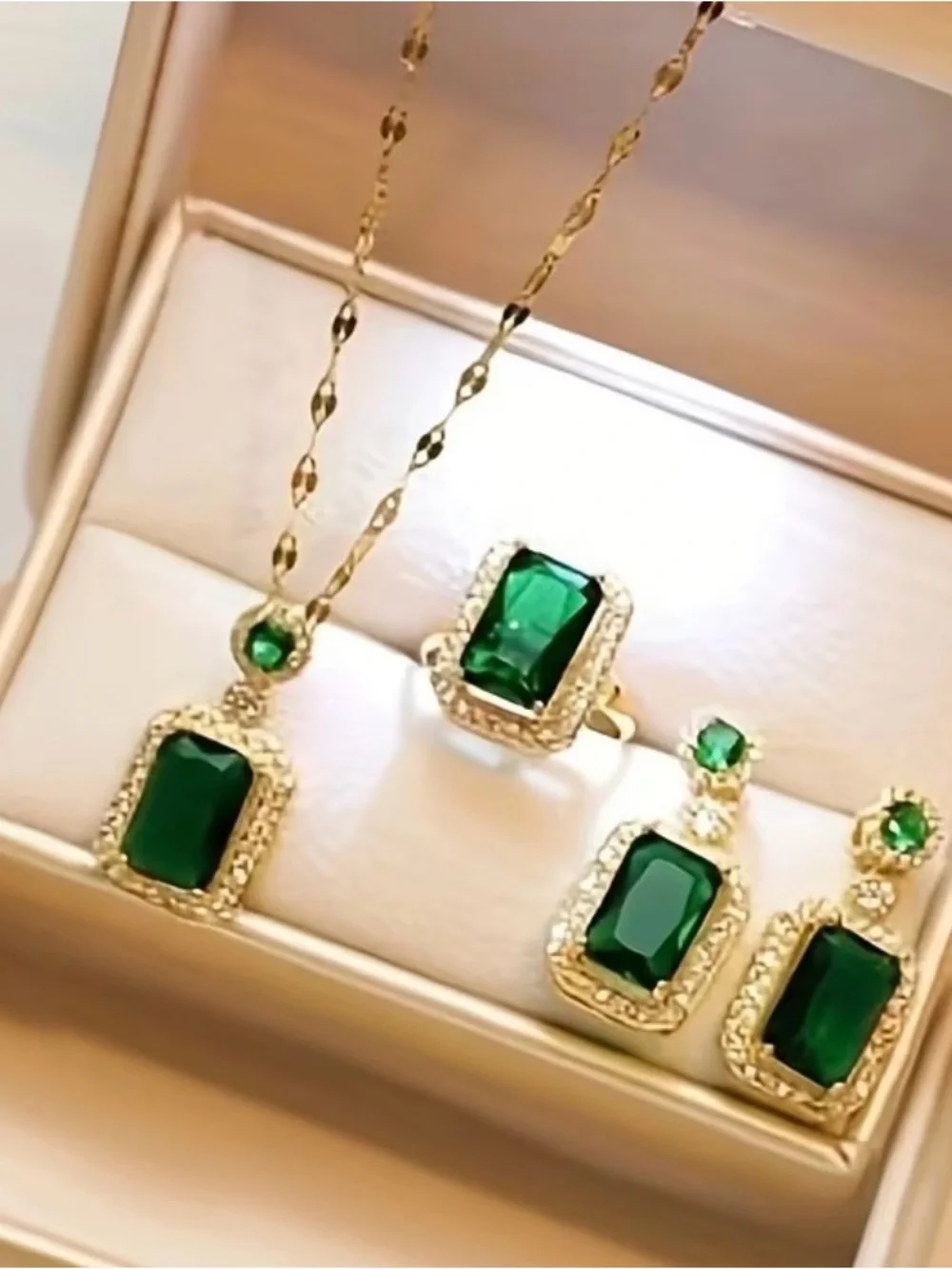Emerald Green Gold-Plated Jewelry Set - Necklace, Ring & Earrings